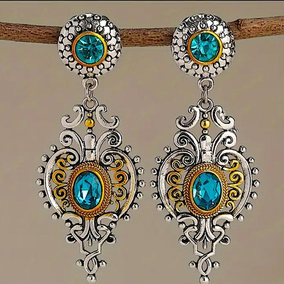 Vintage Blue Topaz Crystal Zircon Two Tone Dangle Earrings - Picture 3 of 7